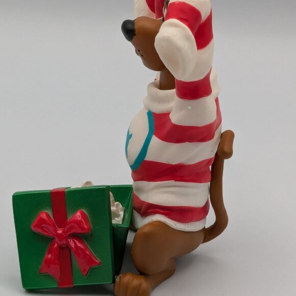 Hallmark Keepsake Scooby-Doo! An Oversize Surprise Ornament 2018 - Picture 5 of 9